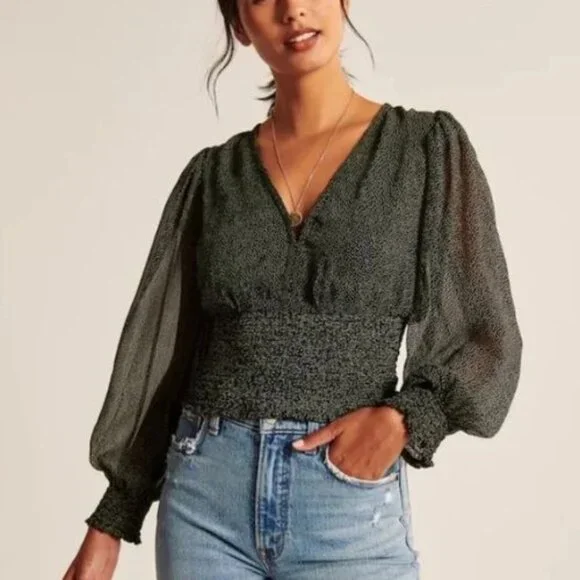 Abercrombie & Fitch Green Long Sleeve Smocked Waist Top Size XS 36158 - Picture 11 of 11